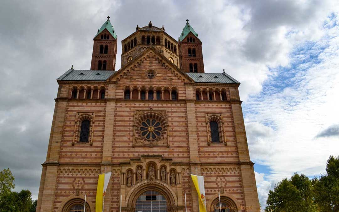 Im Dom zu Speyer