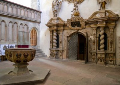 Der Kaiserdom zu Merseburg 71 Portal zur barocken Fürstengruft Kaiserdom in Merseburg