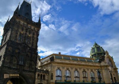 Pulverturm und Gemeindehaus in der Prager Altstadt