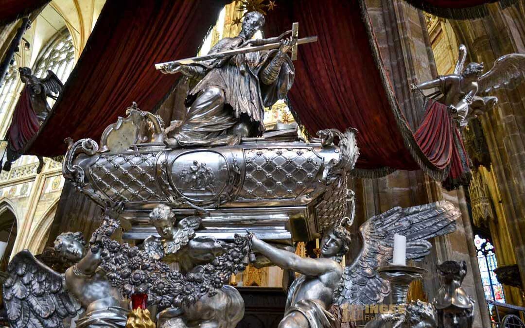 Das Grab des Hl. Johannes Nepomuk im St. Veits Dom