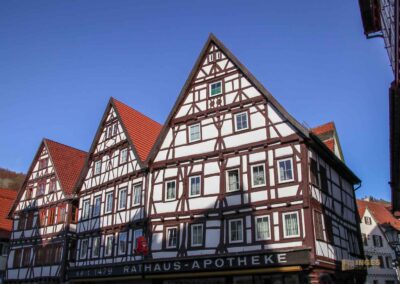 Ein Bummel durch Bad Urach 1 Fachwerkhäuser in Bad Urach 0488
