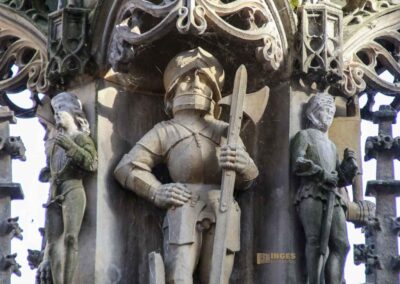 Ein Bummel durch Bad Urach 34 Marktbrunnen Bad Urach 0497