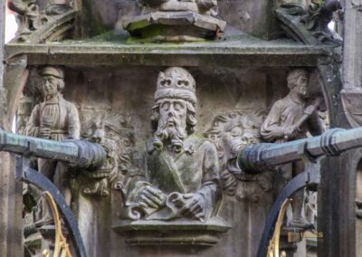 Ein Bummel durch Bad Urach 35 Marktbrunnen Bad Urach 0499