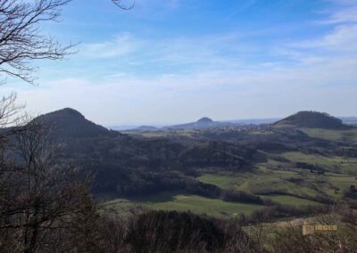 Blick vom Hornberg auf die Drei-Kaiserberge 0001