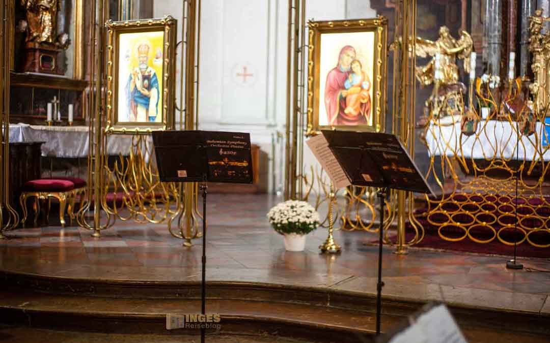 Im Konzert in der Clementinum-Kathedrale St. Clemens