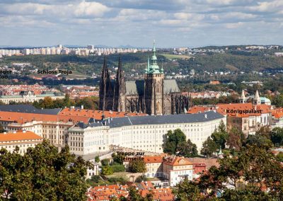 blick vom aussichtsturm petrin zur prager burg 0318-beschr