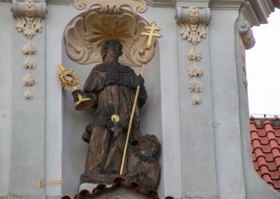 Im Kloster Strahov (Strahovský klášter) in Prag 10 fassade kloster strahov prag 9606