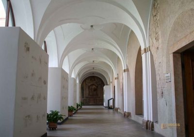 Im Kloster Strahov (Strahovský klášter) in Prag 33 kreuzgang kloster strahov prag 9799