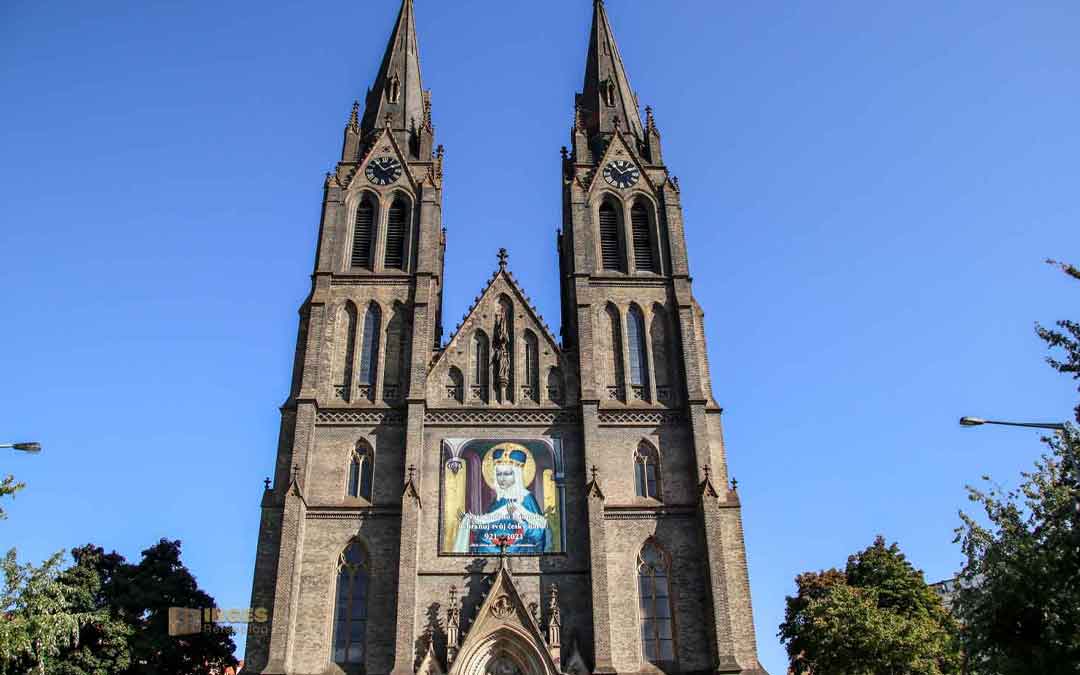 In der Kirche der Hl. Ludmilla in Prag-Vinohrady