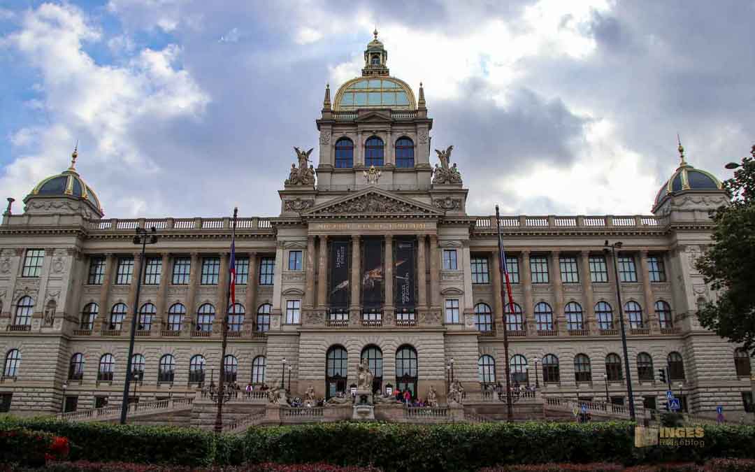 Im Nationalmuseum (Národní muzeum) in Prag