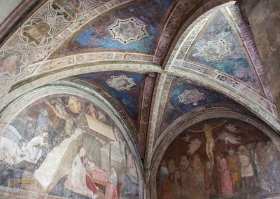 Die Kreuzgänge von Santa Maria Novella in Florenz 23 gewoelbe kreuzgang der toten santa maria novella florenz 2911