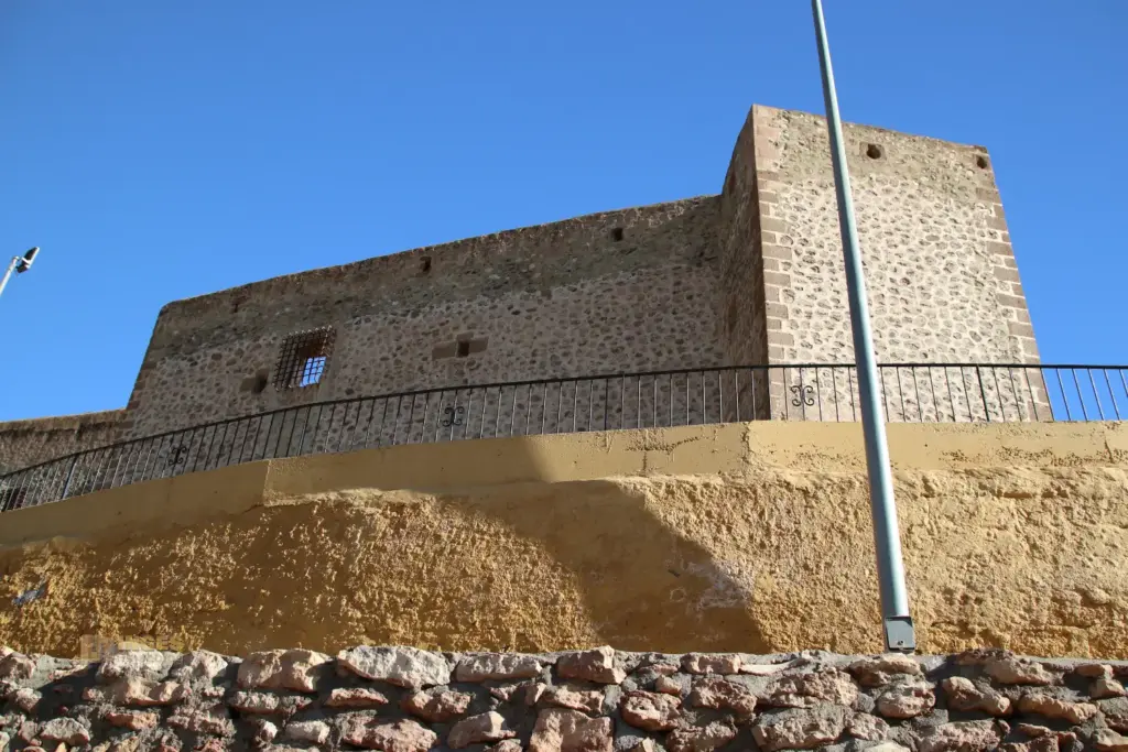 aussenansicht castillo cuevas del amanzora andalusien 2259